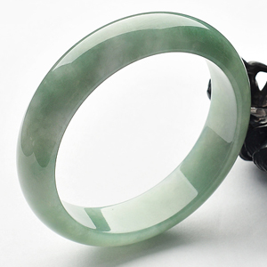 糯冰种晴水手镯（58.2mm）