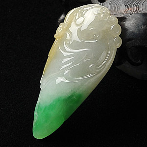 糯冰种黄加绿龙如意挂件