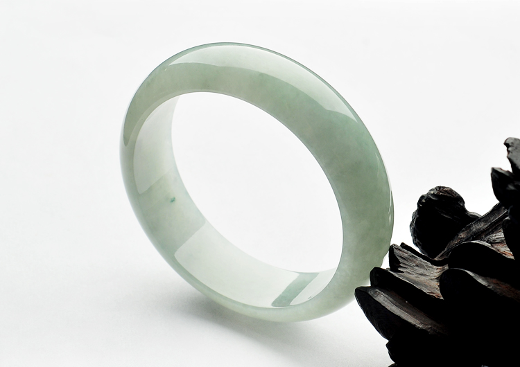 糯冰种晴水手镯（60.8mm）