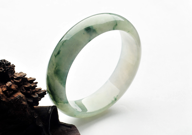 糯冰种飘花手镯（57.6mm）