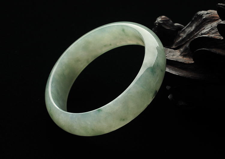 糯冰种飘花手镯（59.9mm）