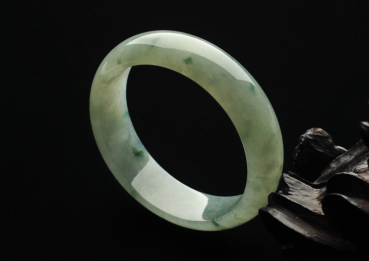 糯冰种飘花手镯（59.9mm）