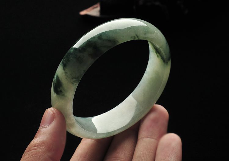 糯冰种飘花手镯（59.9mm）