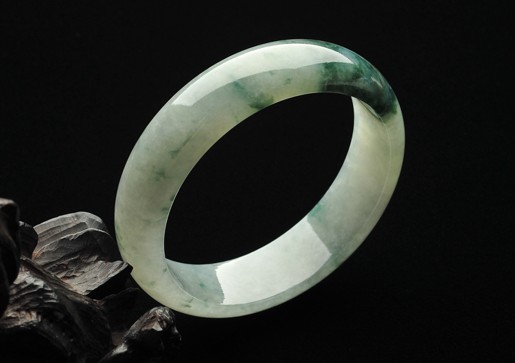 糯冰种飘花手镯（59.5mm）