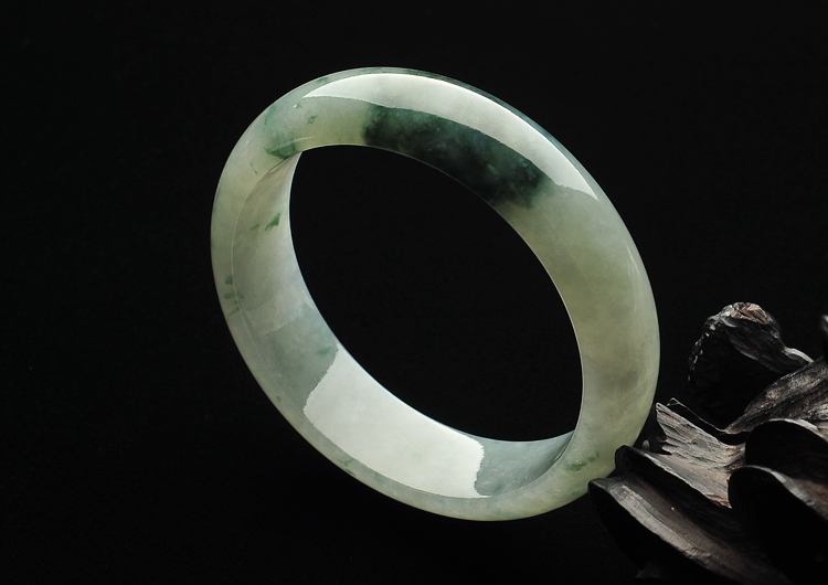 糯冰种飘花手镯（59.5mm）