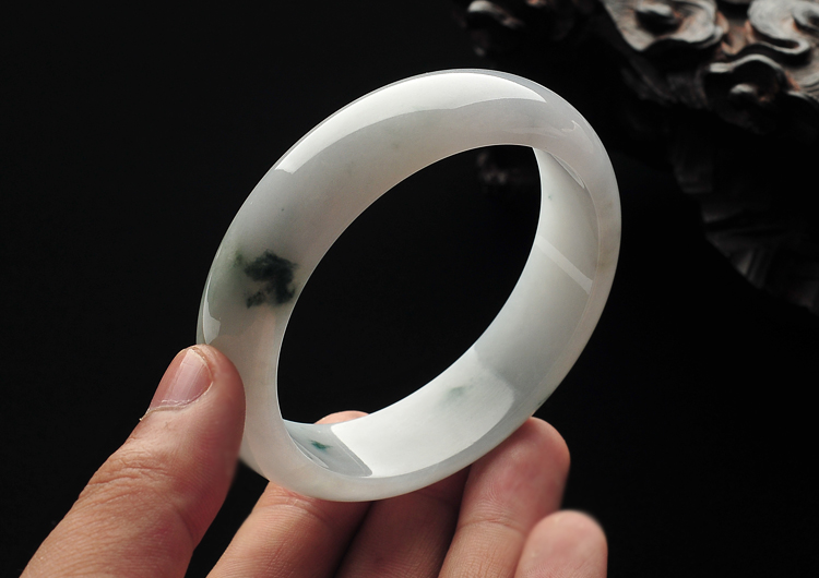 糯冰种飘花手镯（61mm）