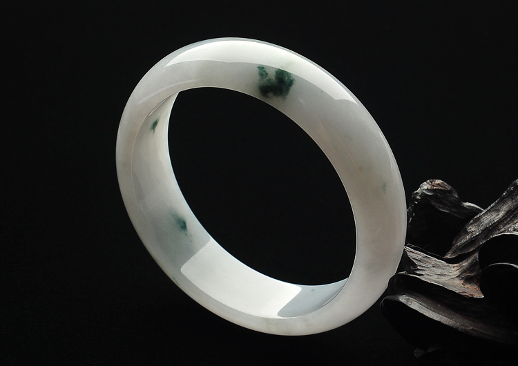糯冰种飘花手镯（61mm）