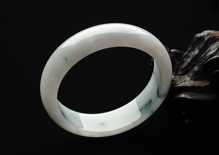糯冰种飘花手镯（61mm）