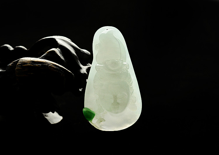 糯冰种略飘翠观音头挂件