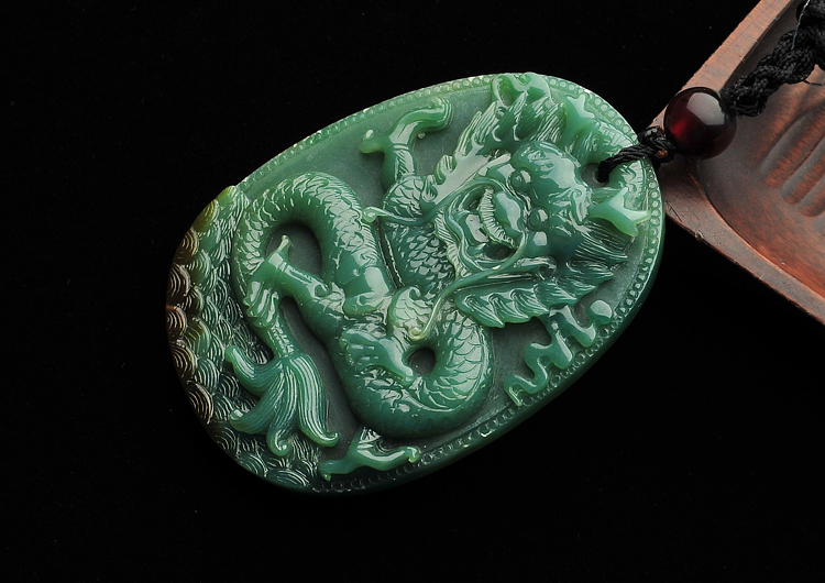 (超值推荐)糯冰种青色龙腾四海挂件
