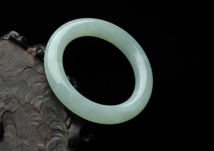 糯冰种晴水圆条手镯(55.1mm)