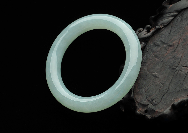 糯冰种晴水圆条手镯(55.7mm)