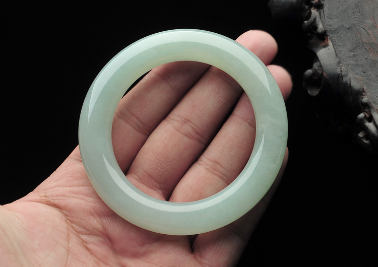 糯冰种晴水圆条手镯(55mm)