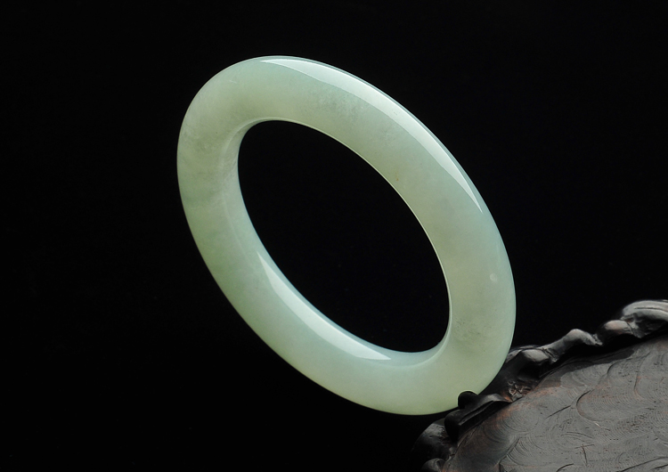 糯冰种晴水圆条手镯(55mm)