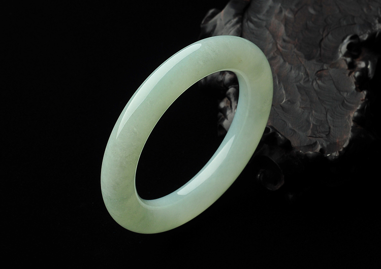 糯冰种晴水圆条手镯(55mm)