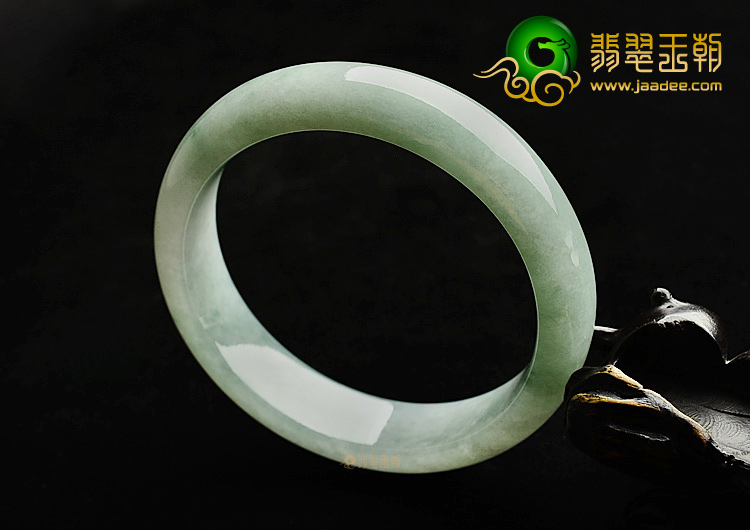 糯冰种飘花手镯(63mm)