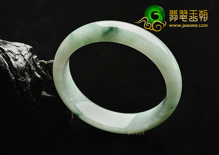 糯冰种飘花手镯(63mm)