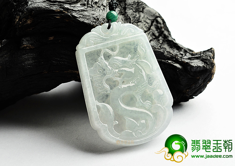 (超值推荐)冰种晴水略飘花龙凤牌挂件(一对)