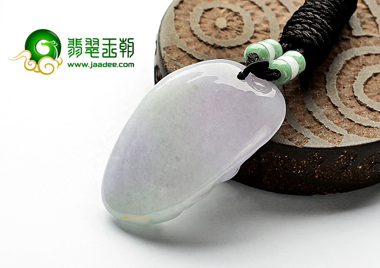 糯冰种春带彩玉佛挂件