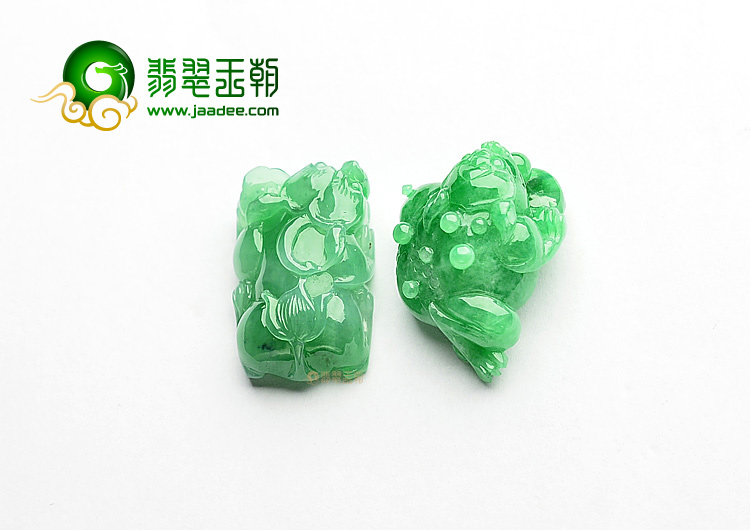 糯冰种翠色貔貅、金蟾(一对)