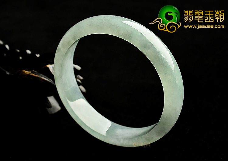 糯冰种晴水手镯(58.4mm)