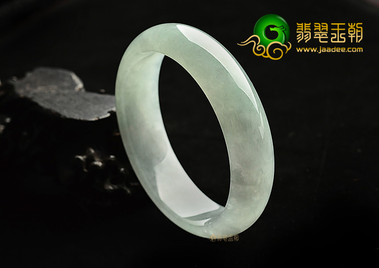 糯冰种晴水手镯(58mm)