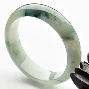 糯冰种飘花手镯（59.5mm）