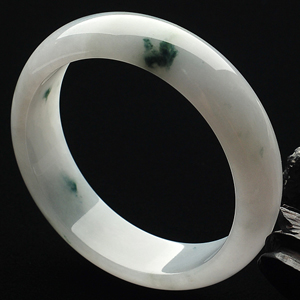 糯冰种飘花手镯（61mm）