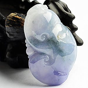 糯冰种紫罗兰略飘花如意挂件