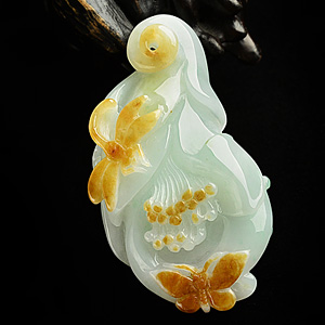 糯冰种红黄翡玉兰花挂件