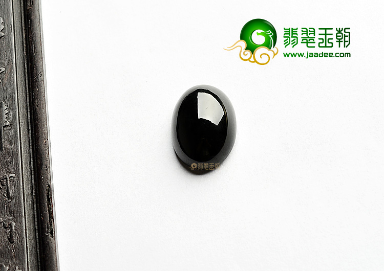 玻璃种墨翠戒面