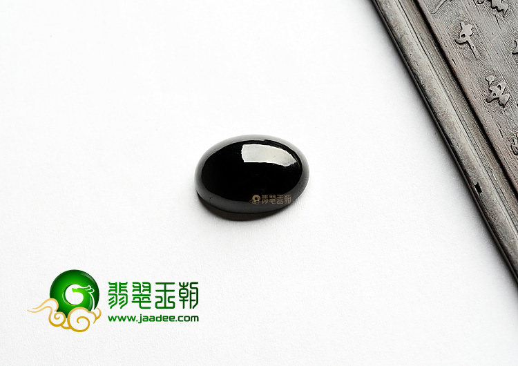 玻璃种墨翠戒面