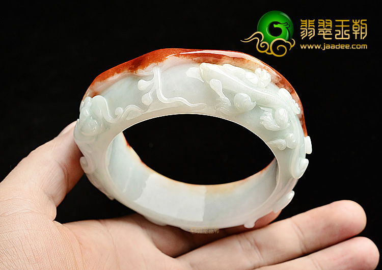 糯冰种红翡螭龙雕花贵妃镯(58.3mm-57mm)