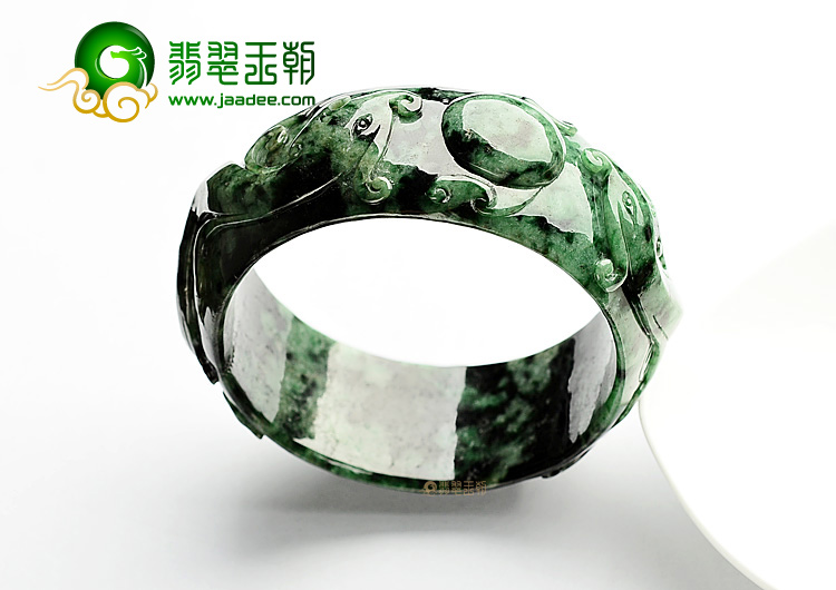 糯冰种廯加绿仿古双龙戏珠雕花镯(61.3mm)
