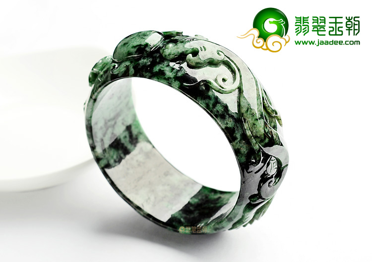 糯冰种廯加绿仿古双龙戏珠雕花镯(61.3mm)