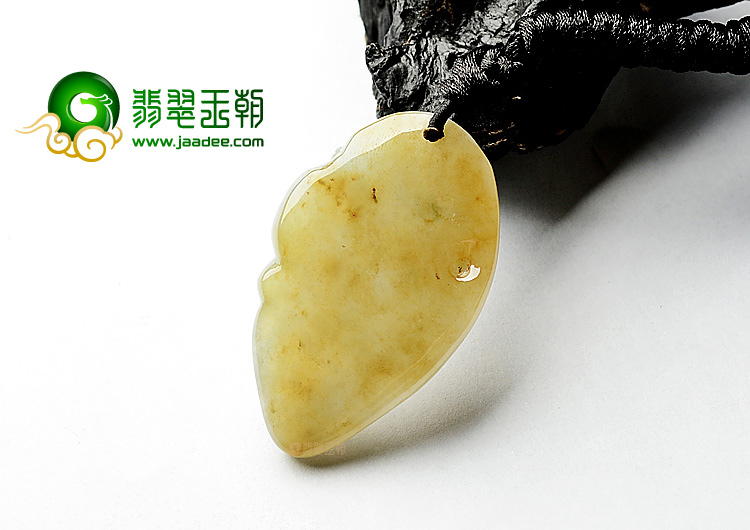 糯冰种晴水黄翡观音头挂件