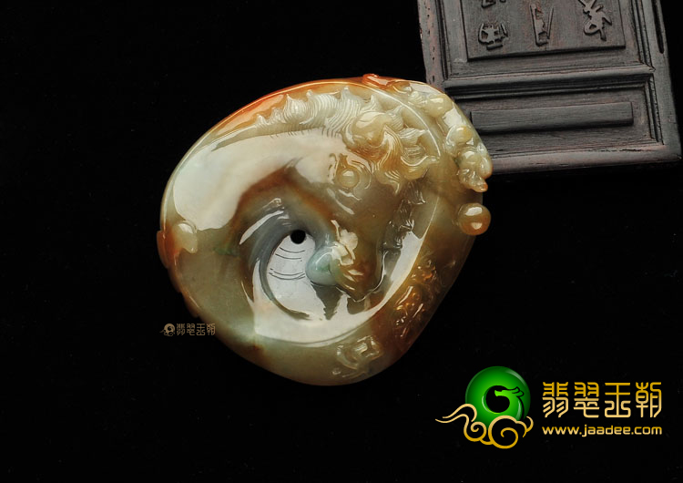 (超值推荐)糯冰种褐黄翡龙马精神挂件