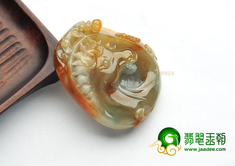 (超值推荐)糯冰种褐黄翡龙马精神挂件