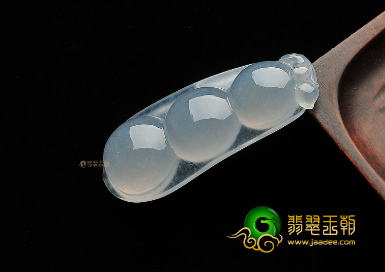 (超值推荐)冰种淡紫罗兰四季豆挂件