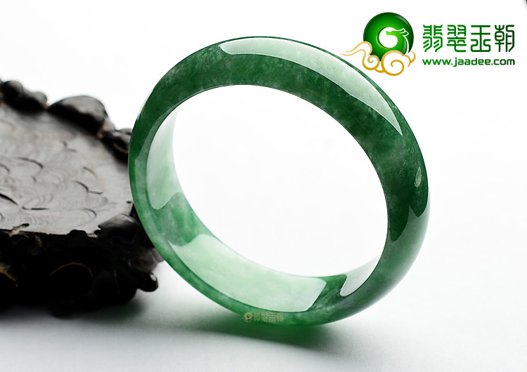 糯冰种阳绿手镯(56.8mm)