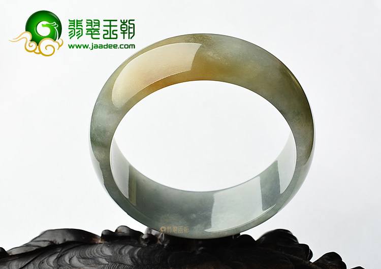 细糯种晴水黄翡手镯(61.2mm)