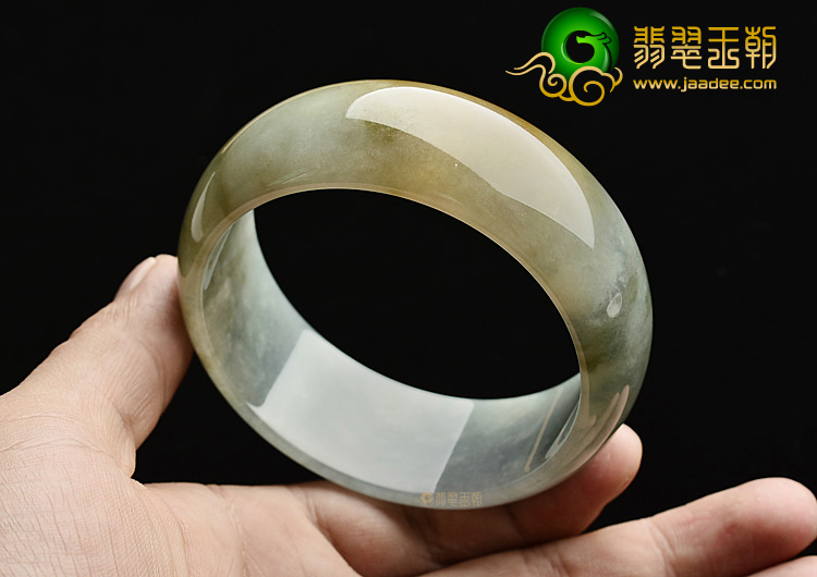 细糯种晴水黄翡手镯(61.2mm)