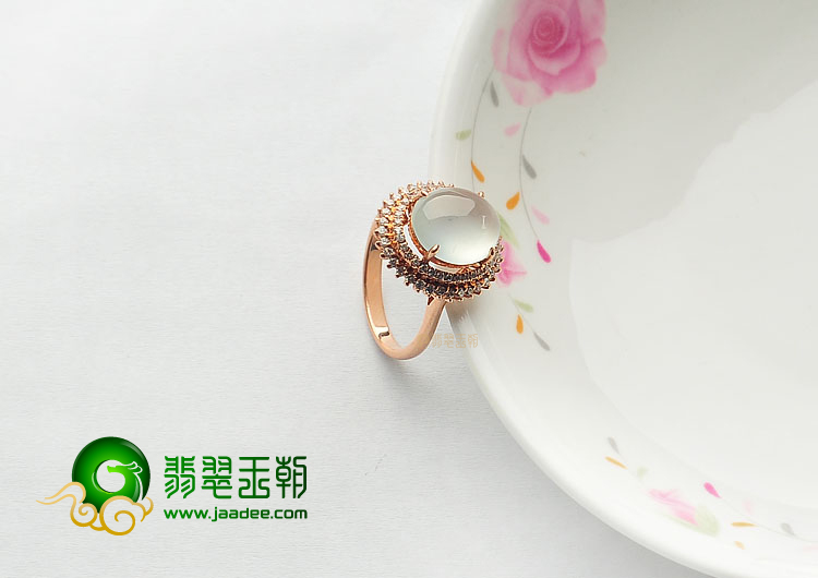 玻璃种无色镶玫瑰金戒指(真钻)