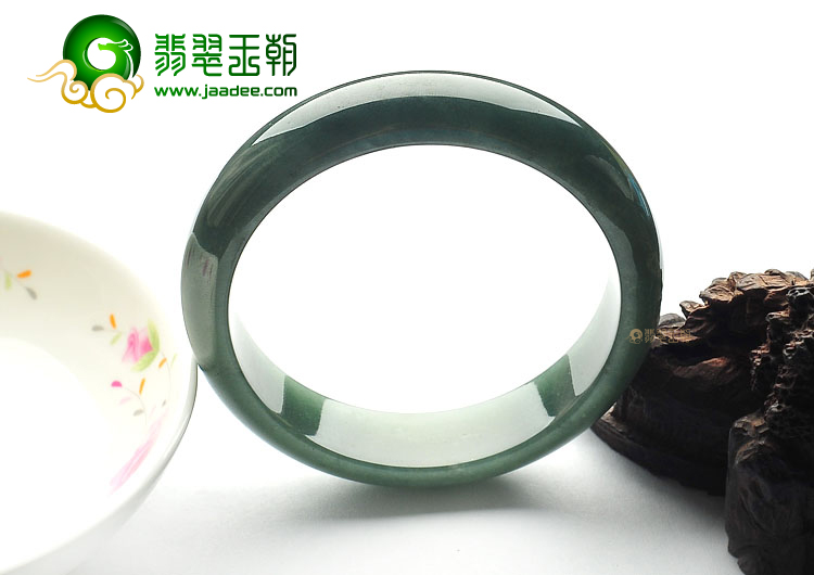 糯冰种油青手镯(58mm)