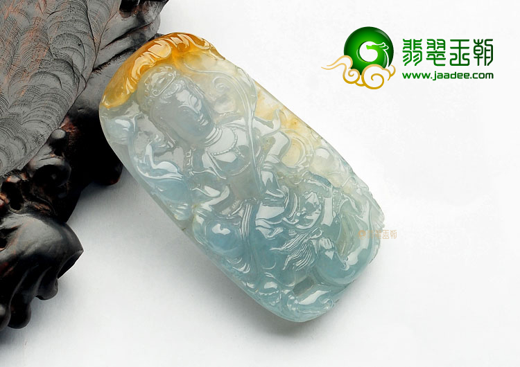 冰种淡黄翡观音挂件