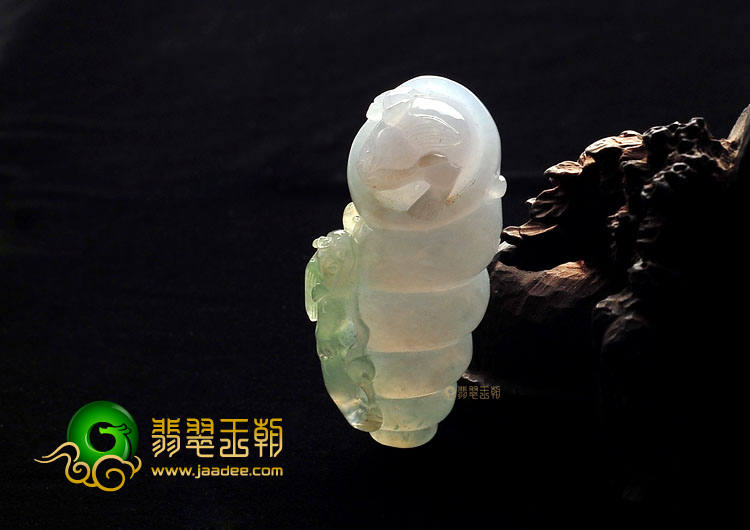 冰种晴水海螺挂件