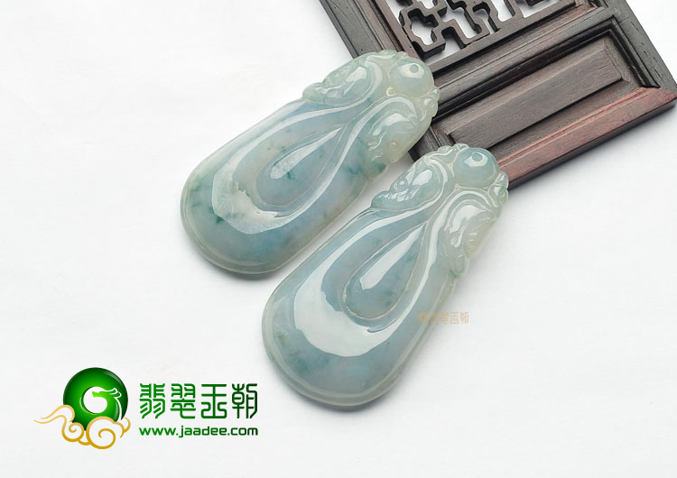 糯冰种蓝晴水飘花龙行如意挂件(一对)