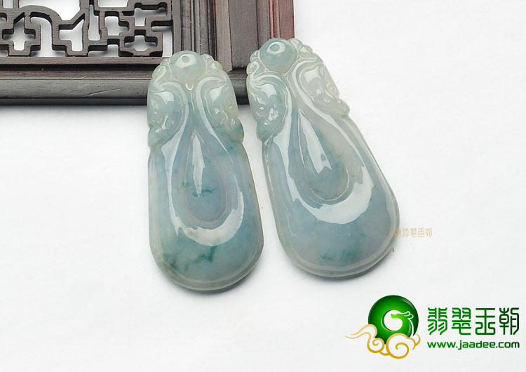 糯冰种蓝晴水飘花龙行如意挂件(一对)