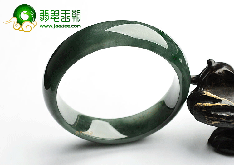 糯冰种油青手镯(58mm)