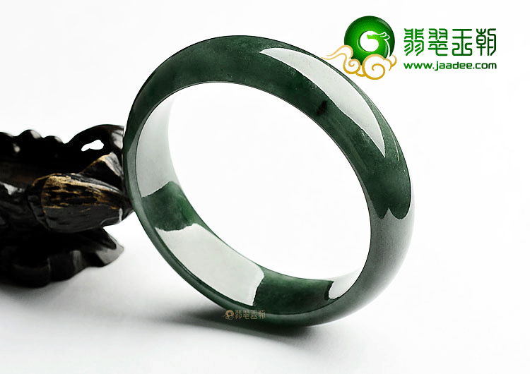 糯冰种油青手镯(58mm)